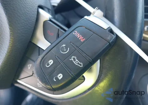 2015 Chrysler 200 Limited z USA, uszkodzony, nr VIN 1C3CCCAB2FN751879